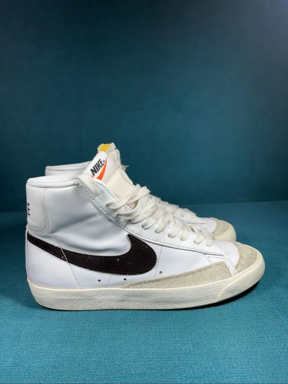 Nike Blazer Mid 77 Vintage White Black Mens Size 6 / Womens 7.5 BQ6806-100